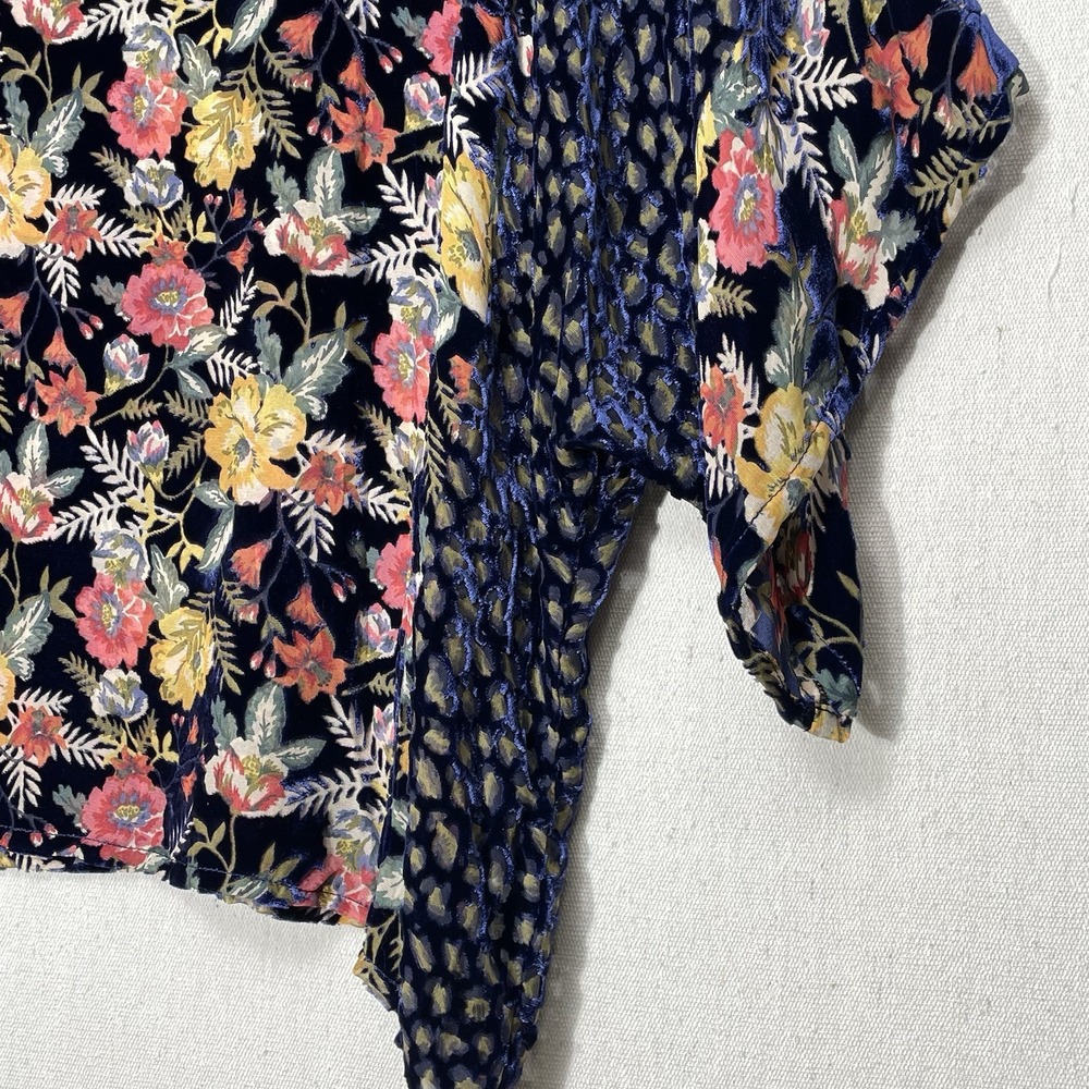 Johnny Was Velvet Burnout Blouse Women's L Blue Floral Print Kimono Sleeve Silk - Picture 8 of 15